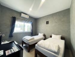 Soysiam Twin Room